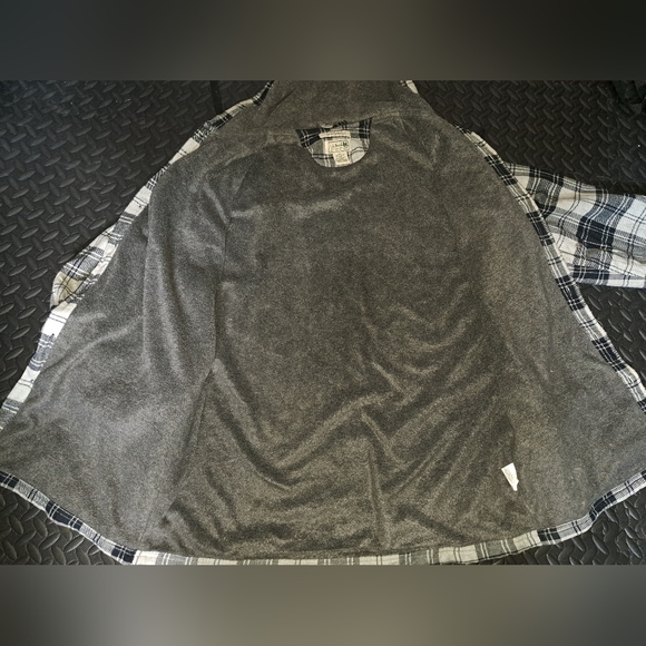 LL Bean lined plaid jacket - Picture 8 of 13